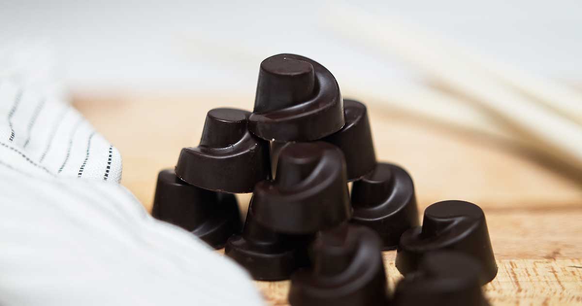 delicious raw chocolate made at home