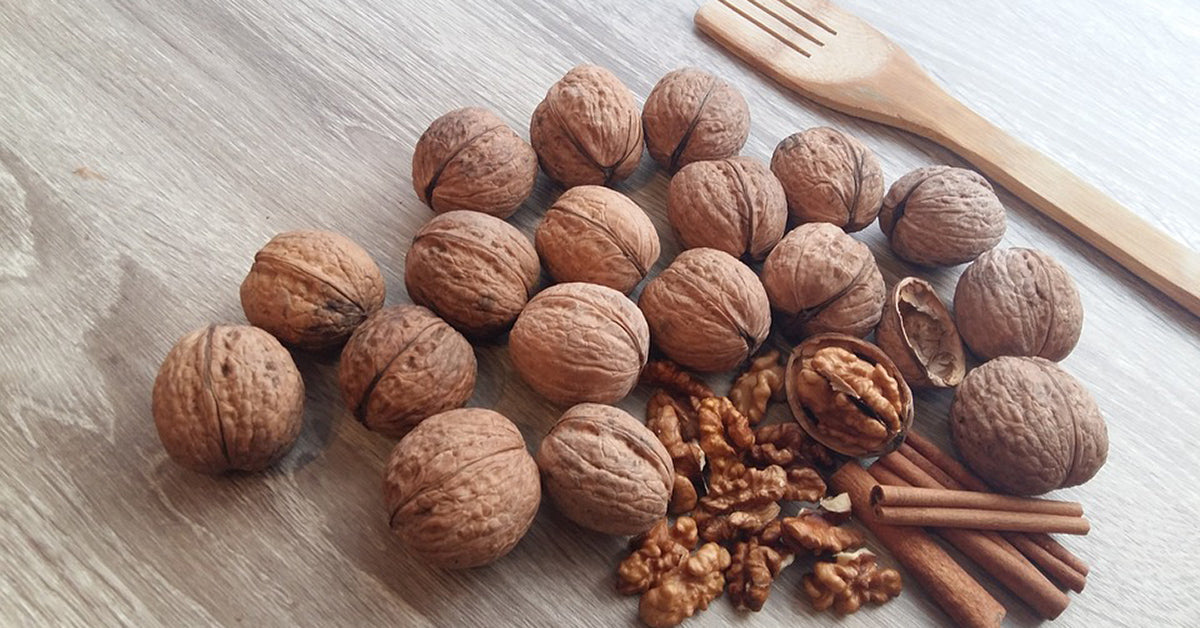 cinnamon and walnuts